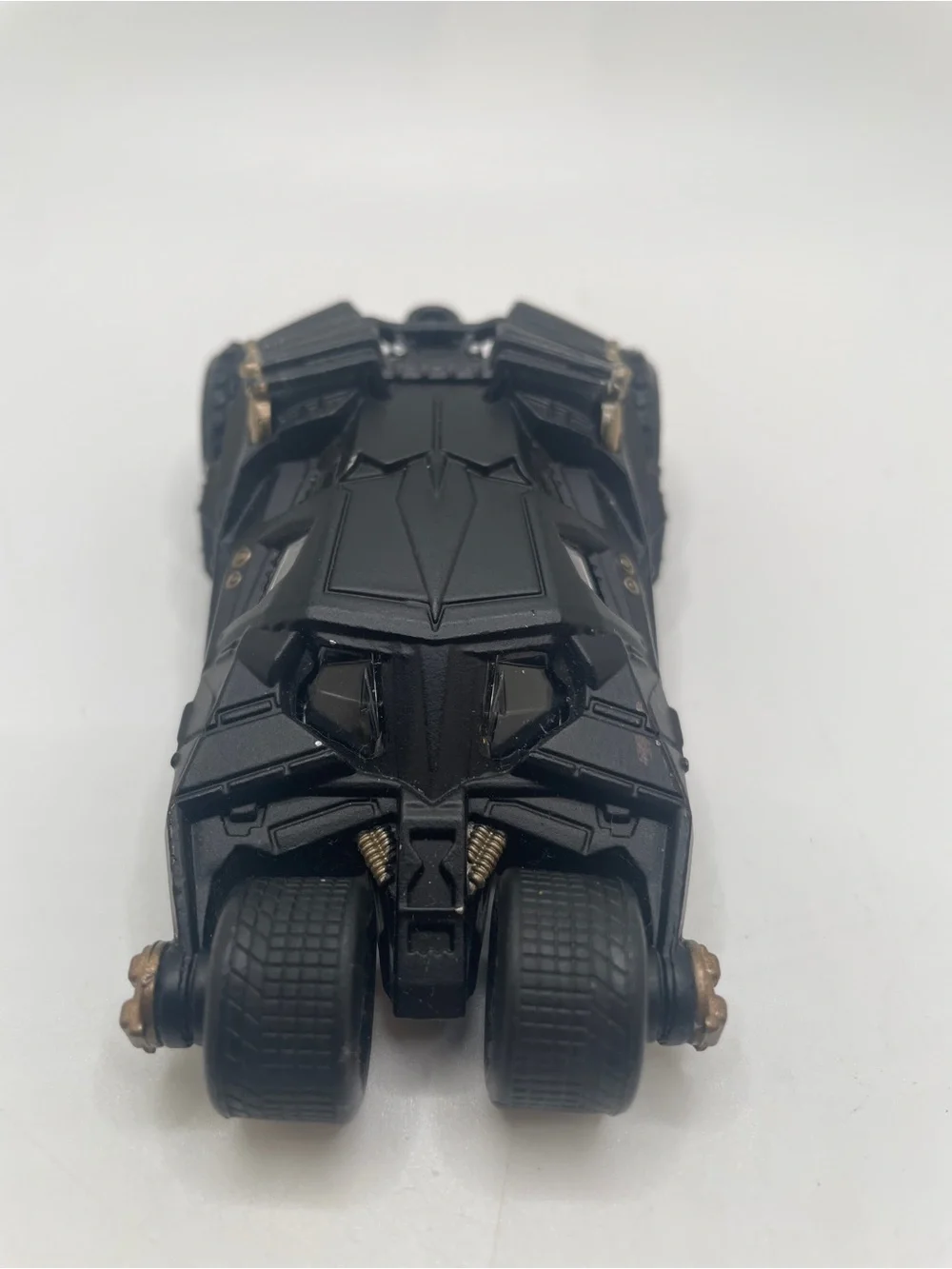 Hot Wheels Batmobile Tumbler 1:50 Scale DKL27